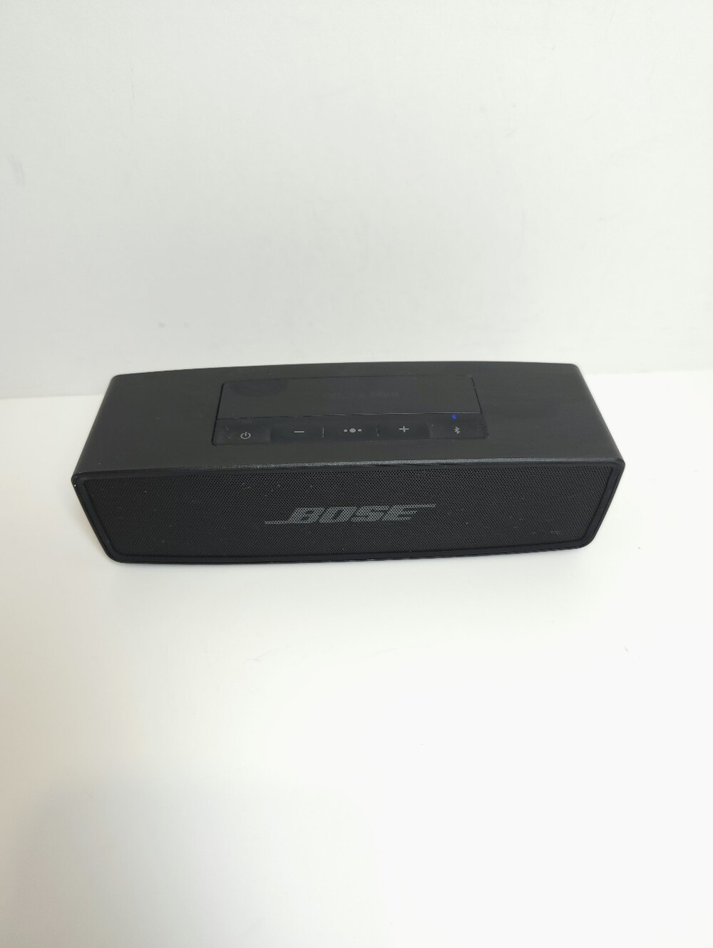BOSE SoundLink Mini II Bluetooth Wireless Portable Speaker Works Great